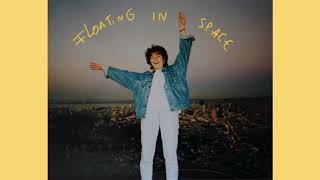 Video thumbnail of "Coline Blf - Floating in Space"