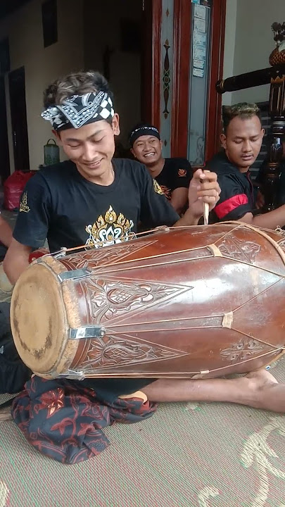 aksi mas bayu kendang.REOG PONOROGO