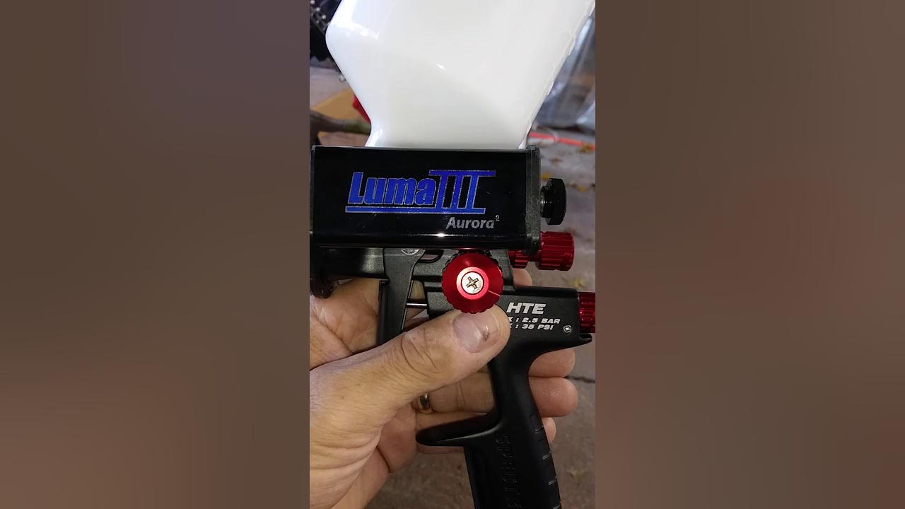 Harber freight black widow HTE spray gun with Lumaiii light installed