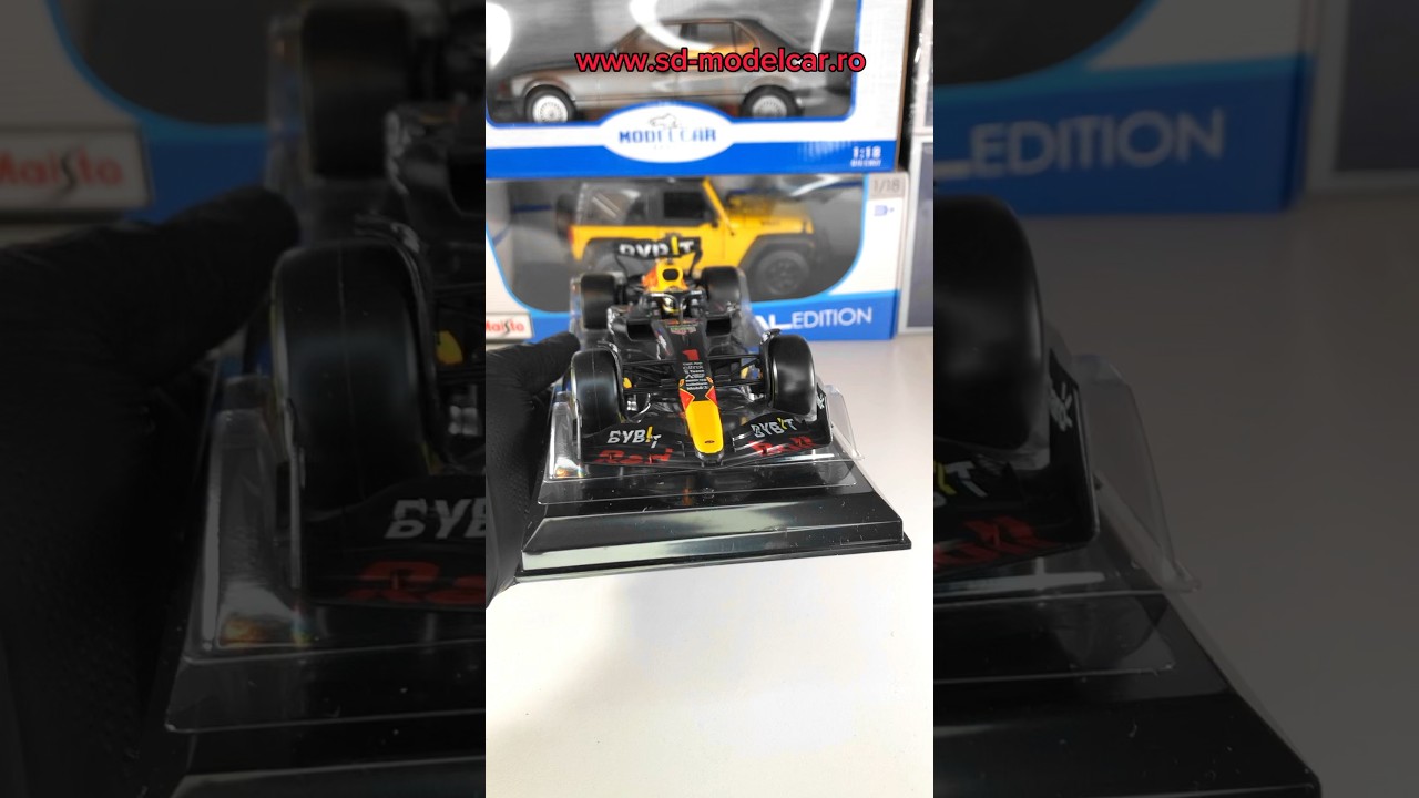 Red Bull F1 RB18  #1 World Champion Season 2022 Max Verstappen 