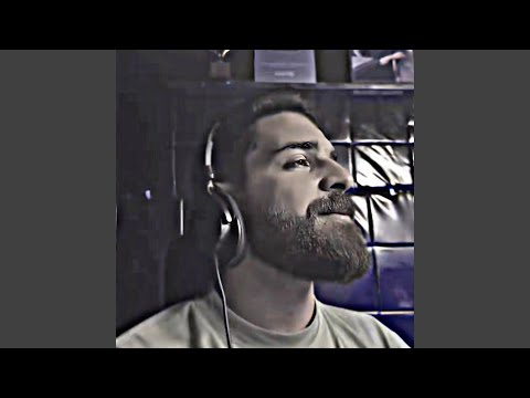 في ناس حوليا مش مني