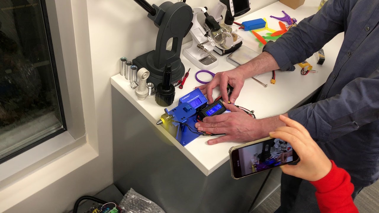 BLDC MOTOR 2000kV 6040 PROP THRUST TEST 3S