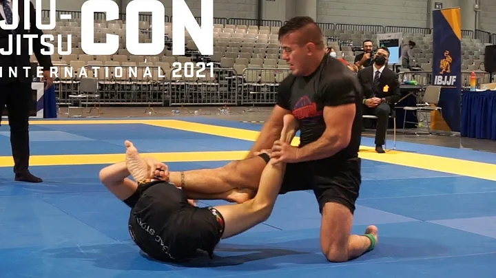 Stephen Martinez v Gianni Grippo / Jiu-Jitsu Con N...