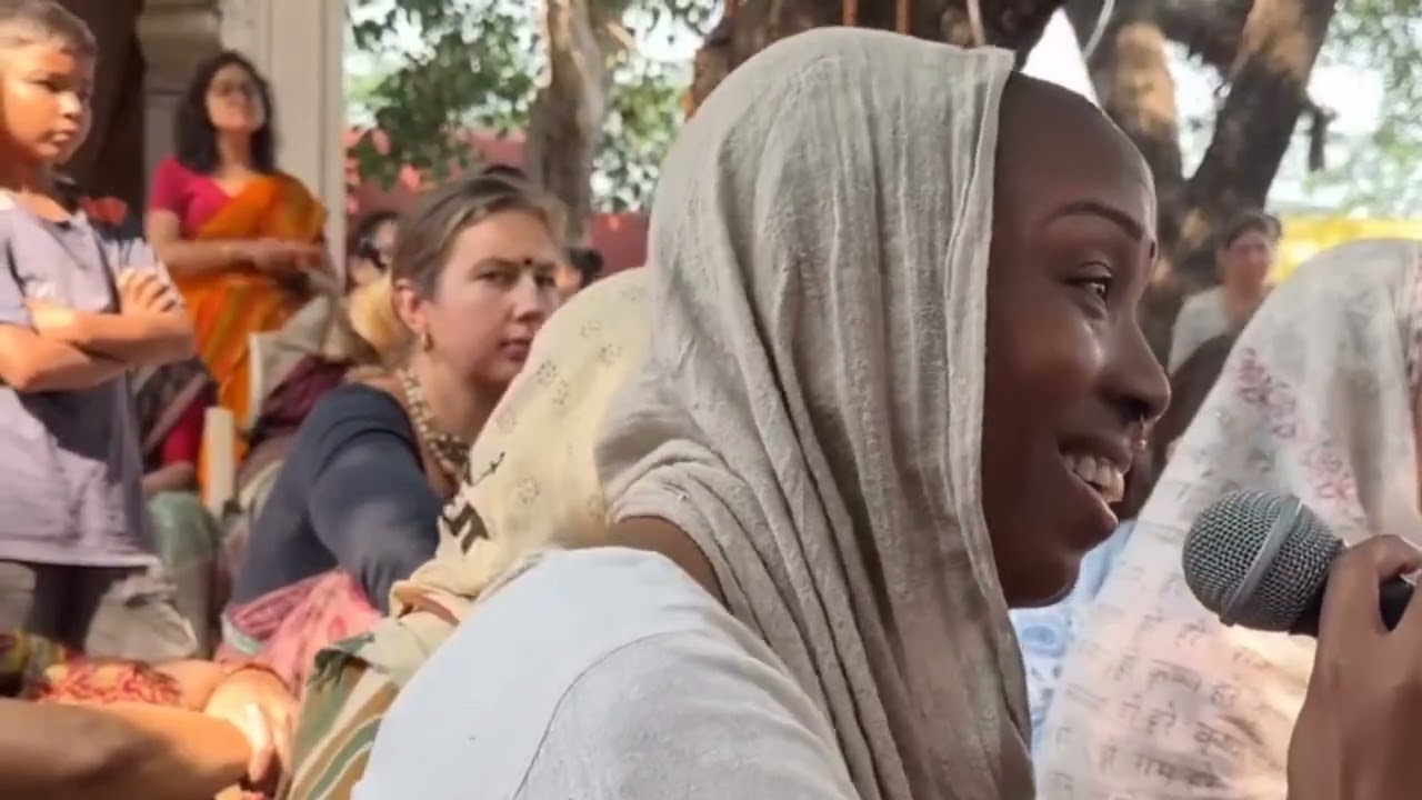 Hari Naam kirtan!!!!!!! 