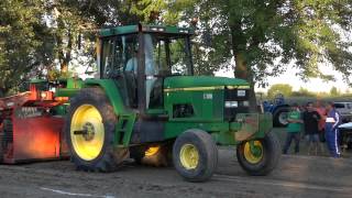 M20150822a192249 0005 John Deere 7210 slomo