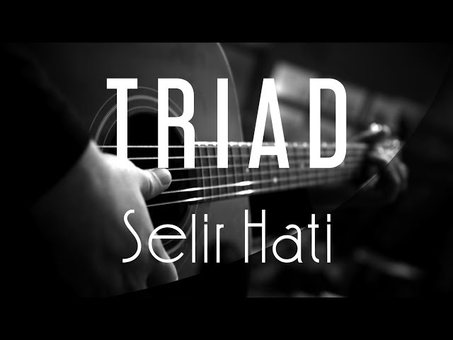 Triad - Selir Hati(  Acoustic Karaoke ) class=