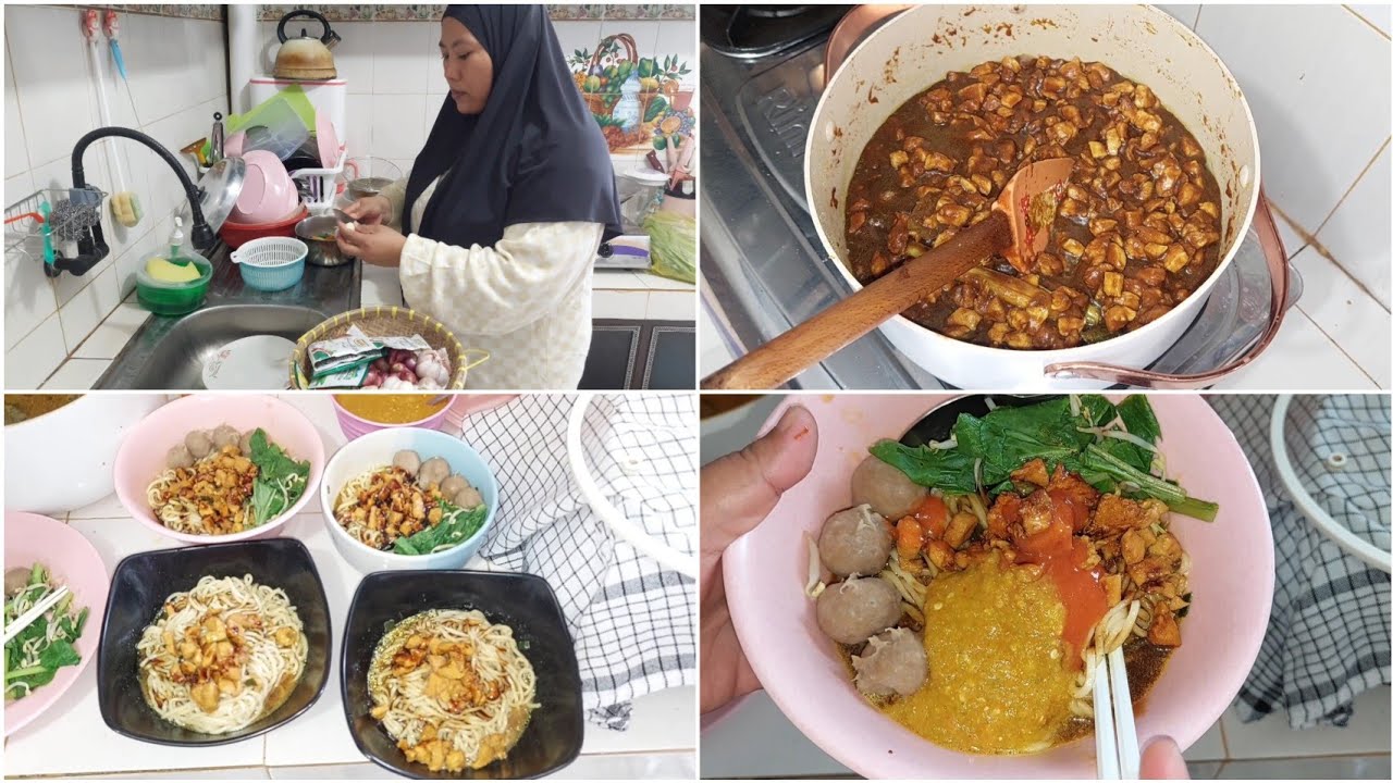 MUMPUNG PADA NGUMPUL, MASAK MIE AYAM UNTUK MAKAN SIANG.