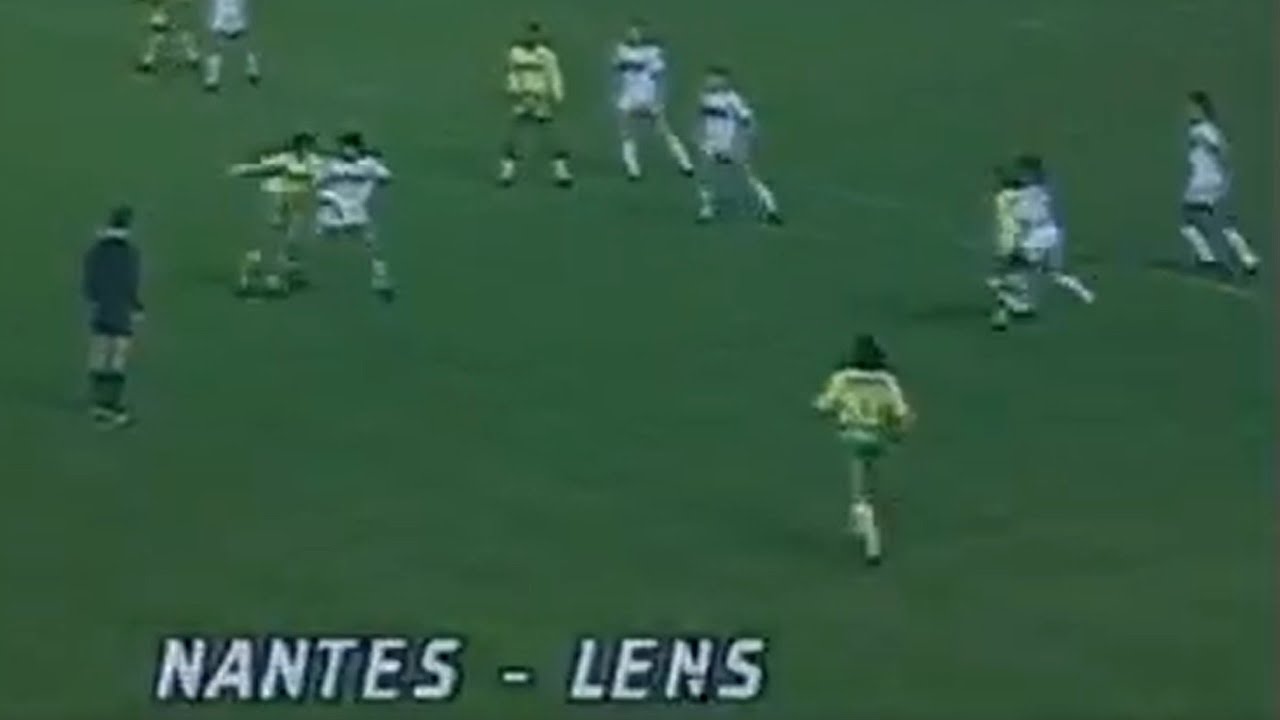 1985-86 8ème aller Spartak Nantes (Badge) b - Les Matches