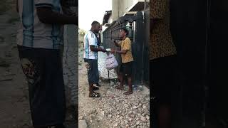 Alidanganywa Kununua Simu kwa Mtu Asiyemfahamu 😂 #reels #shorts #funny #comedy #tanzania #tiktok