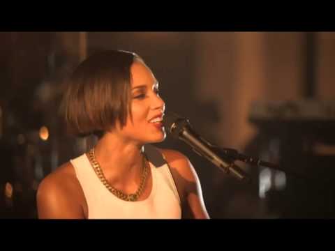 Alicia Keys (+) Fallin' (Live)