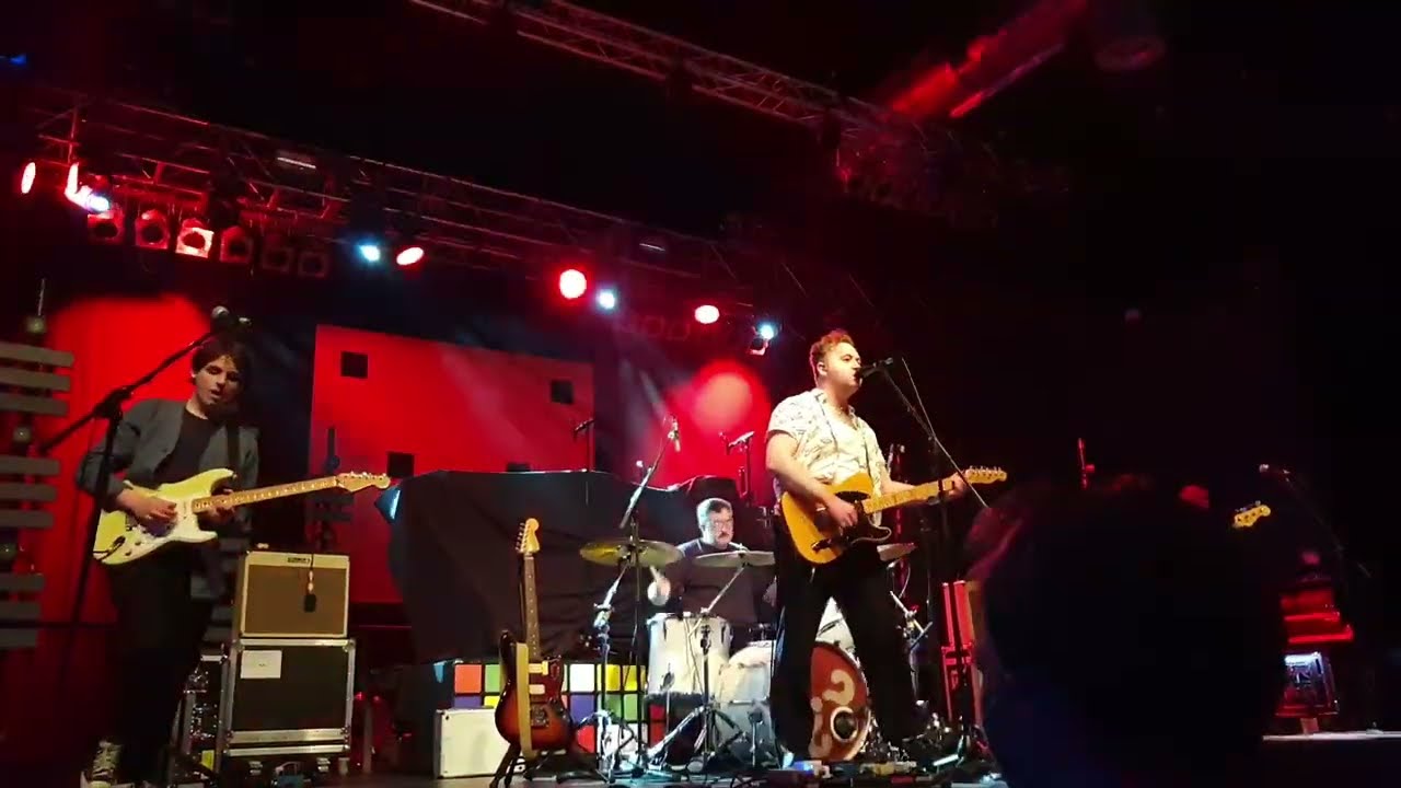 Vistas  „Dayglow“ live Huxleys Berlin 7.5.2022