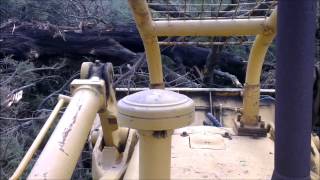 International Harvester 175B and JOHN DEERE 2110