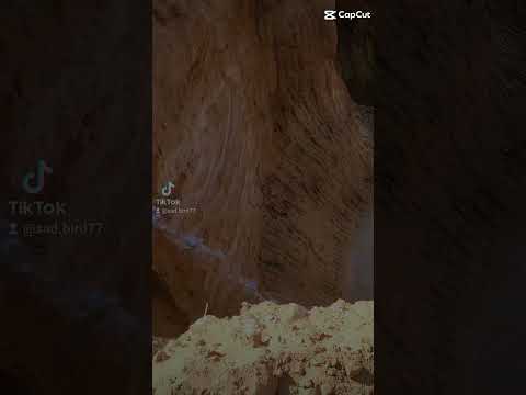 لعل مع انسداد النهر نهر آخر يجري