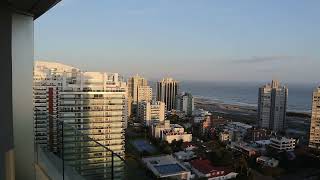 Punta del Este Atardecer Edificios y Playa Brava