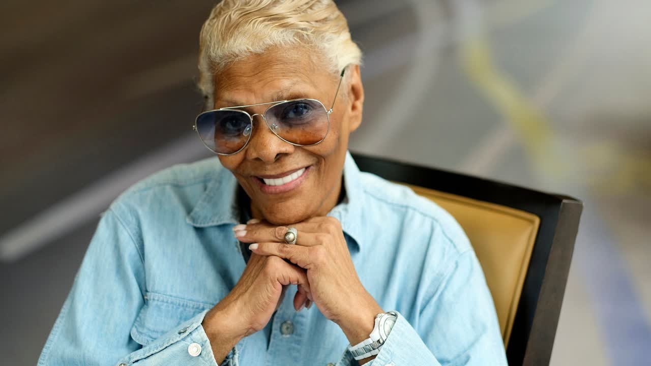 'SNL': Dionne Warwick drops in to sing sweet duet with Dionne ...