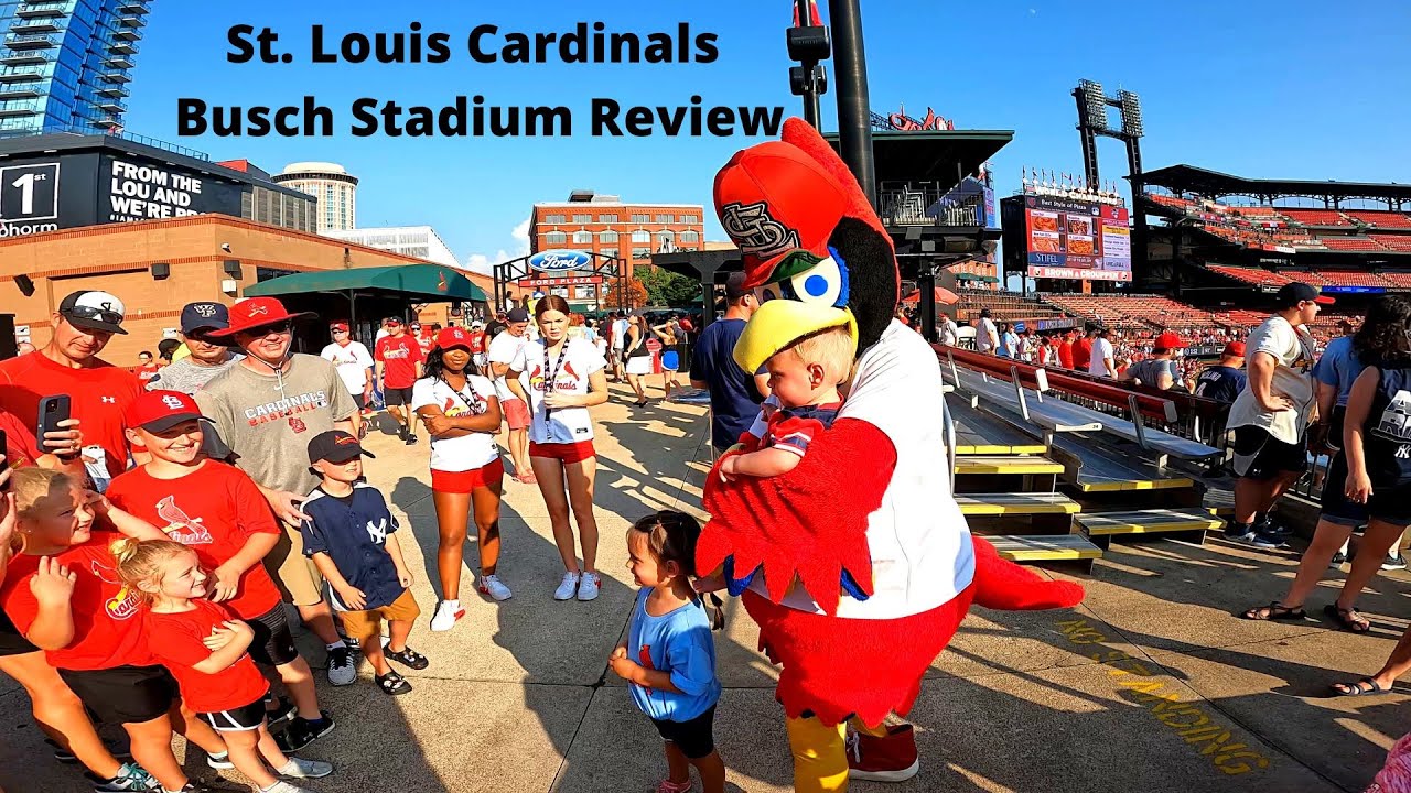 Busch Stadium (St Louis Cardinals)  *FULL STADIUM TOUR & REVIEW*