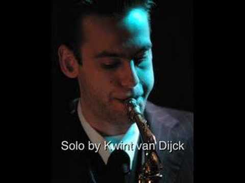 Latin Jazz: Panchito playing Live - Resurreccion -