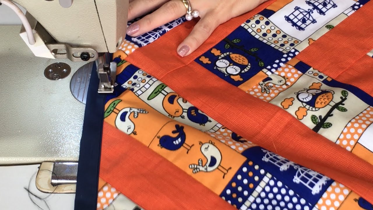 TAPETE de RETALHOS em FAIXAS de Tecidos Lindo Fácil de COSTURAR