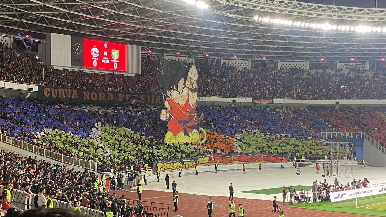 COREO KEREN DI PERSEMBAHKAN OLEH JAKMANIA UNTUK TIM PERSIJA. #persijajakarta
