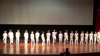 Canku Anaokulu 2015, İngilizce Dans Gösterisi.