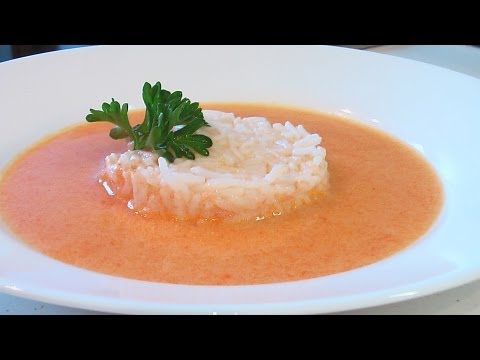 Видео рецепт Суп с консервированными помидорами