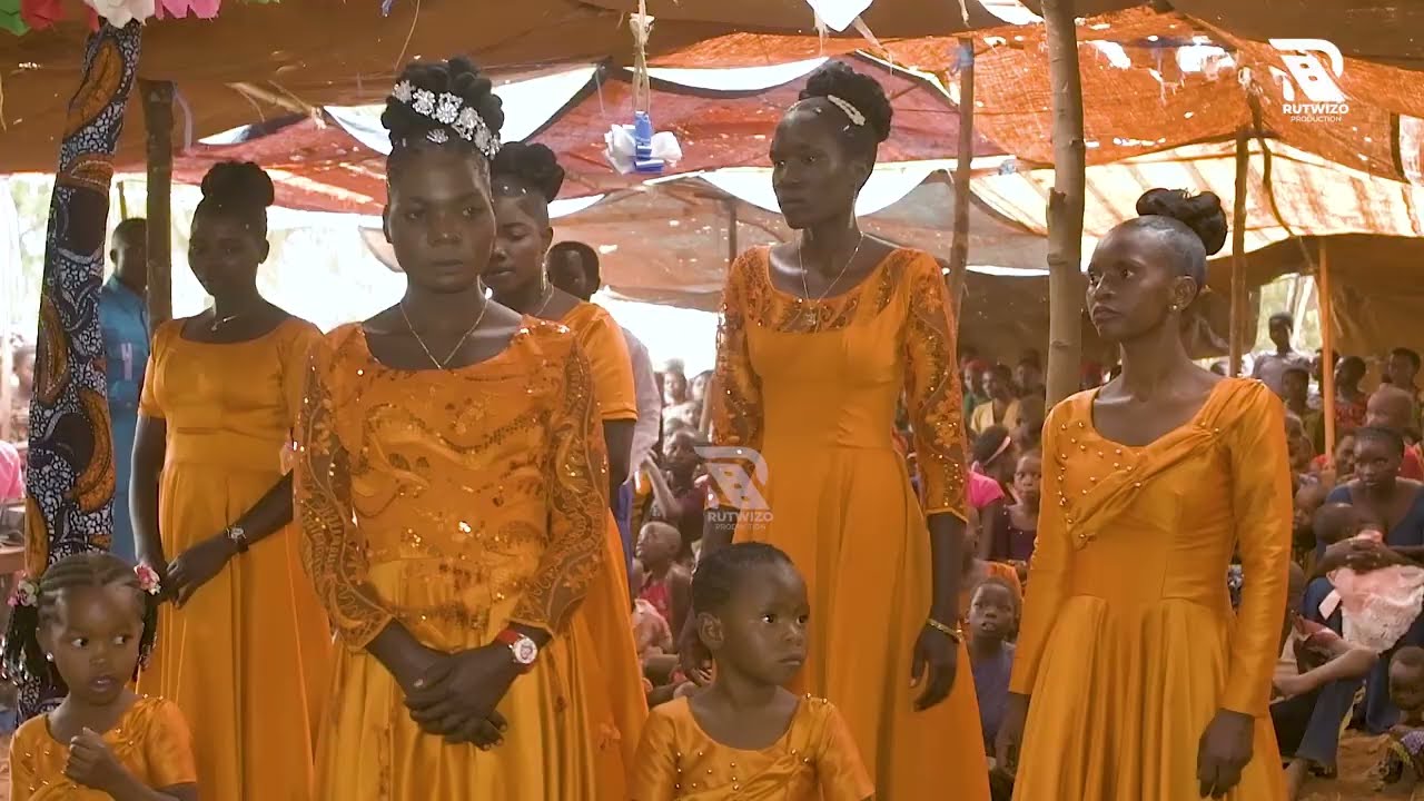 Wimbo wa bibiharusi akiaga wazazi machozi yatanda (Send off)