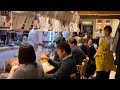 100名の客席が満席!若き精鋭たちが支える超人気居酒屋!!