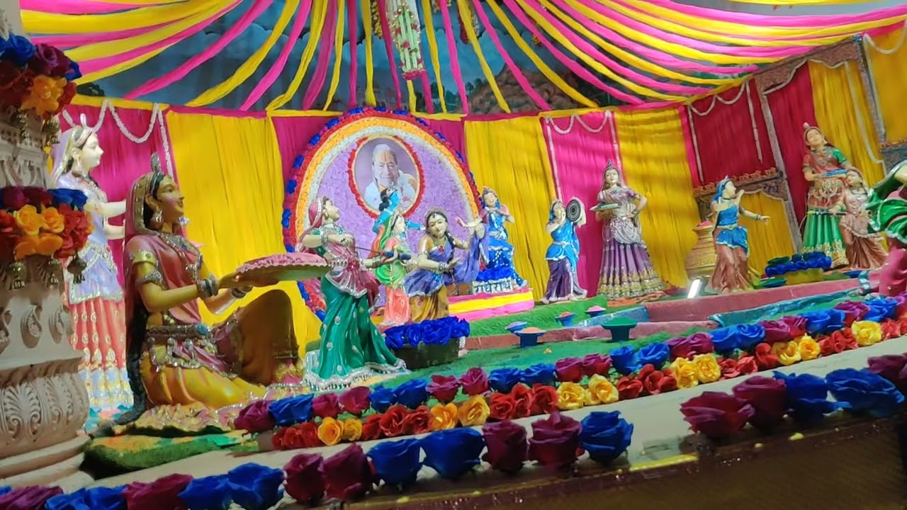 #Holi khele ab Radha Kanha Sang#बरसाने की होली#डाॅ० शिवा मिश्रा के भक्ति गीत! 👍👍🥰🥰🙏🙏🌹🌹🌹
