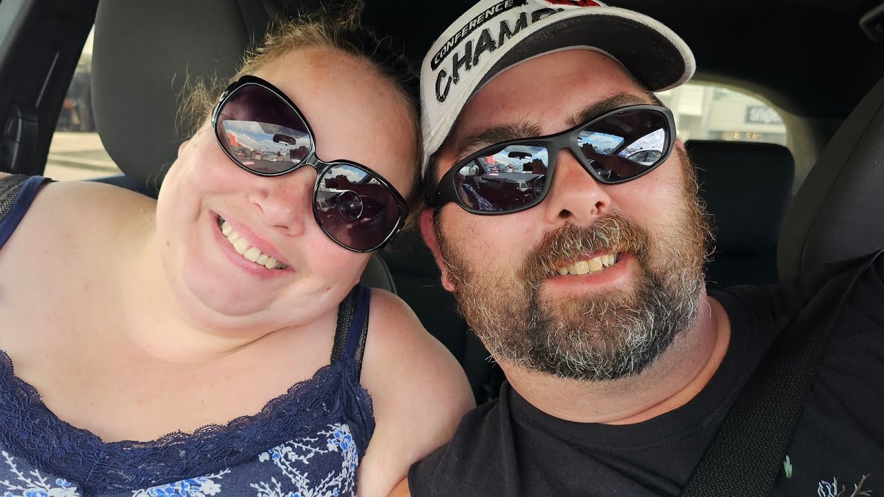 Traveling to Newport Kentucky for Lunch! / Buckhead Food Review & End of Summer Decorating Our Home!