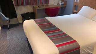 £26.99 Travelodge hotel Bristol review UK 🇬🇧