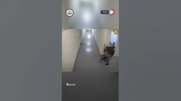 شاهد اعتداء وحشي من ضابط أميركي على فتاة أصولها أفريقية 