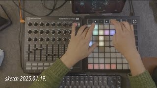 sketch with iPAD mini 7 and Launchpad 011925