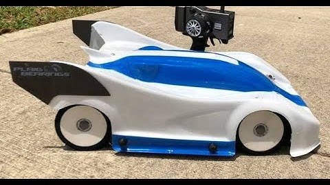 TRAXXAS SLASH 8S 246KPH/153MPH