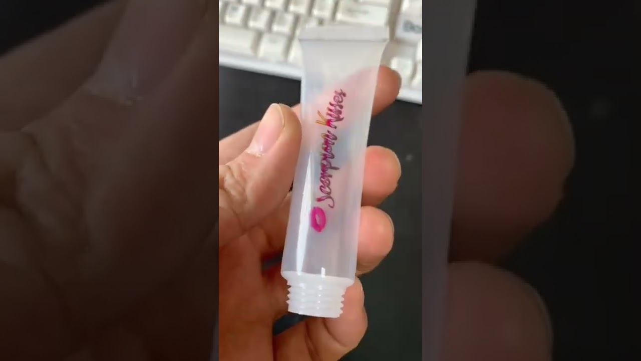 Squeeze lip gloss tubes can print your brand logo