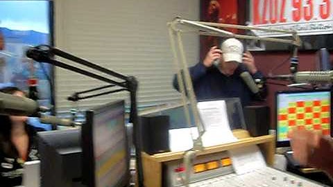 KZOZ Dr. Katz gives everyone the Halimeter test