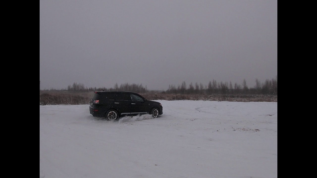 Бак в аутлендере 3