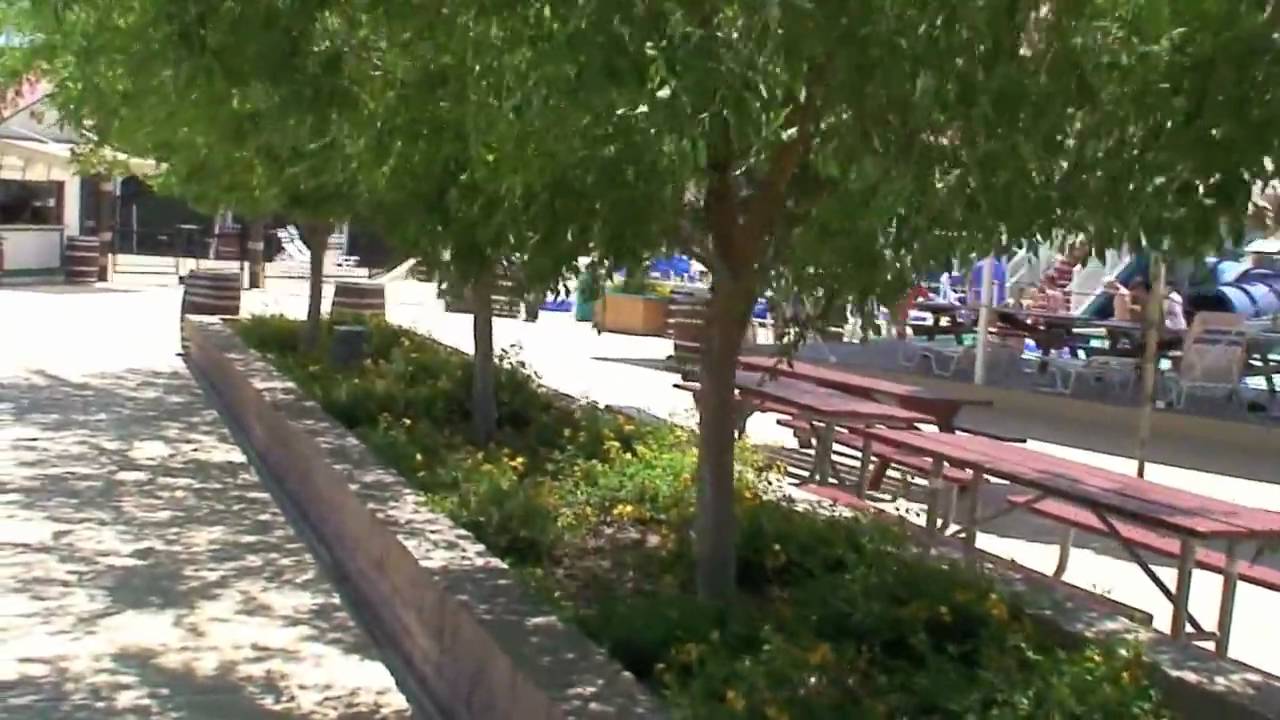 Golfland SunSplash.mov