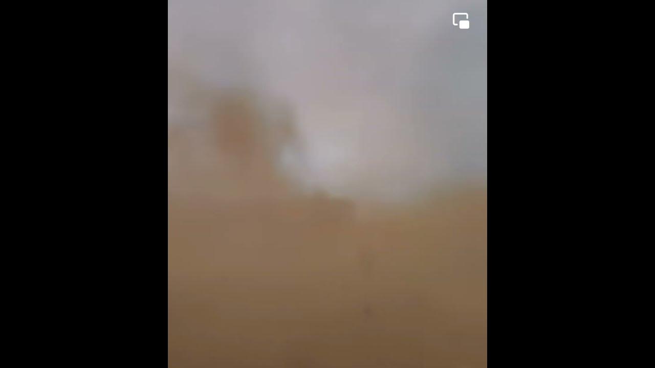 heavy-wind-blowing-dust-flying-vadodara-jaisalmer-ahmedabad