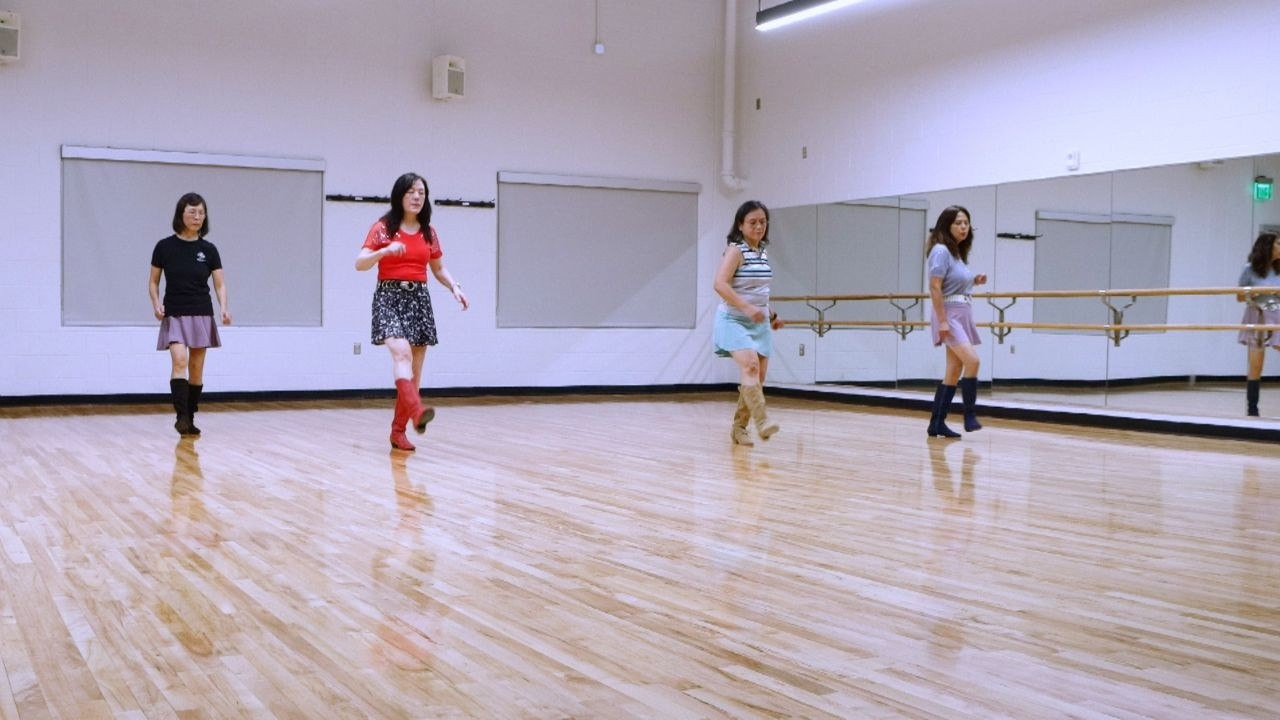 Mississippi Muddy Waters - Line Dance (Dance & Teach)