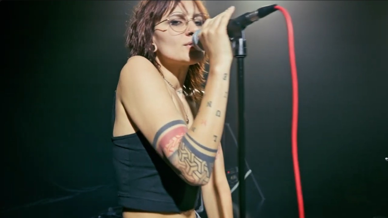 MAX MINDER - REPTILE (Music Video)