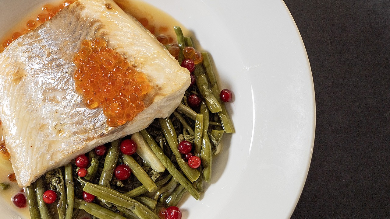 Муксун на сковороде — простой и вкусный рецепт