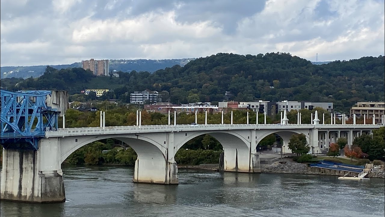Exploring downtown Chattanooga-camping at Harrison Bay campground-Chasing Autumn Series S2 E9