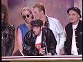 Capture de la vidéo 1991 Billboard Music Awards Featuring Big Audio Dynamite Ii.