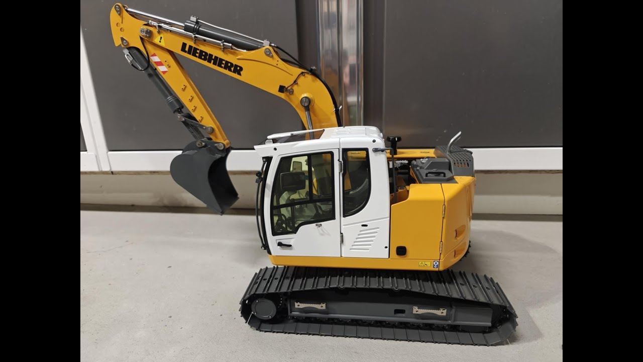 1/14 scale JDM-208 Hydraulic Excavator unboxing and first drive  JDM208