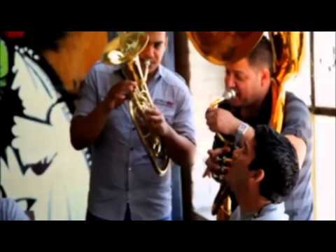 Banda Los Recoditos-Me