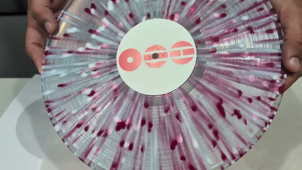 Unwrapping BTS Arirang vinyl (Color Deluxe version) - YouTube