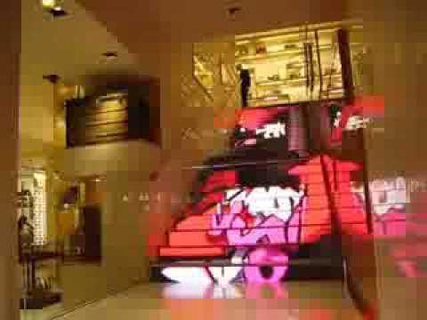 Crazy Louis Vuitton store in Rome, Italy - YouTube