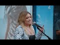 Capture de la vidéo Ella Henderson X Cian Ducrot | Busking In Oxford Circus | All For You (Live)