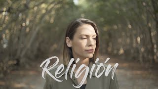 Laura Chimaras | Religión