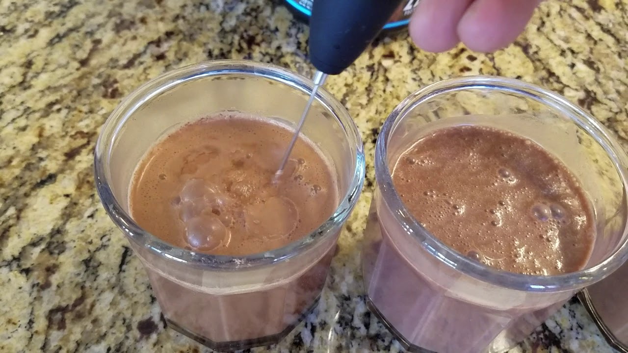 Bowmar Nutrition Protein powder problem. - YouTube